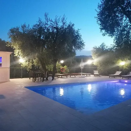 Valle Dei Gelsi مزرعة للإقامة